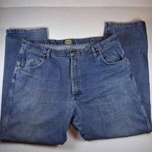 Cabelas outdoor mens denim jeans size 42x32